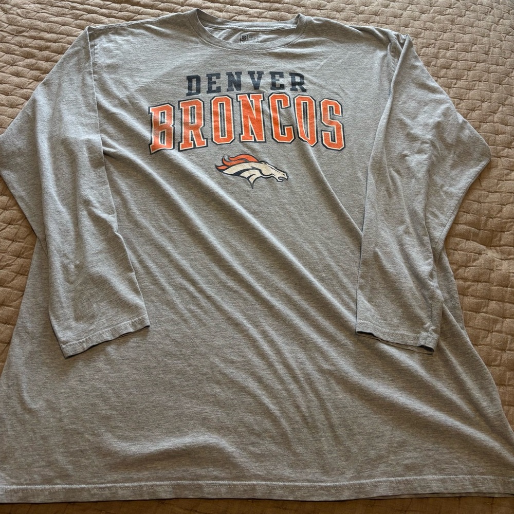 Denver Broncos Fanatics NFL Football Team Logo T-Shirt Size 2XL Tall